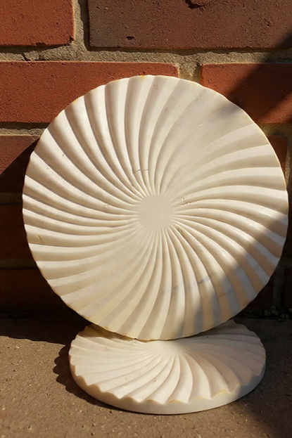 Triansh marble coaster set